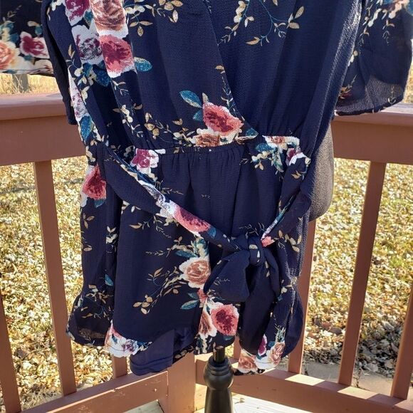 Ladies October Love Black Floral Vneck Romper Shorts, Med , Large - Picture 7 of 10